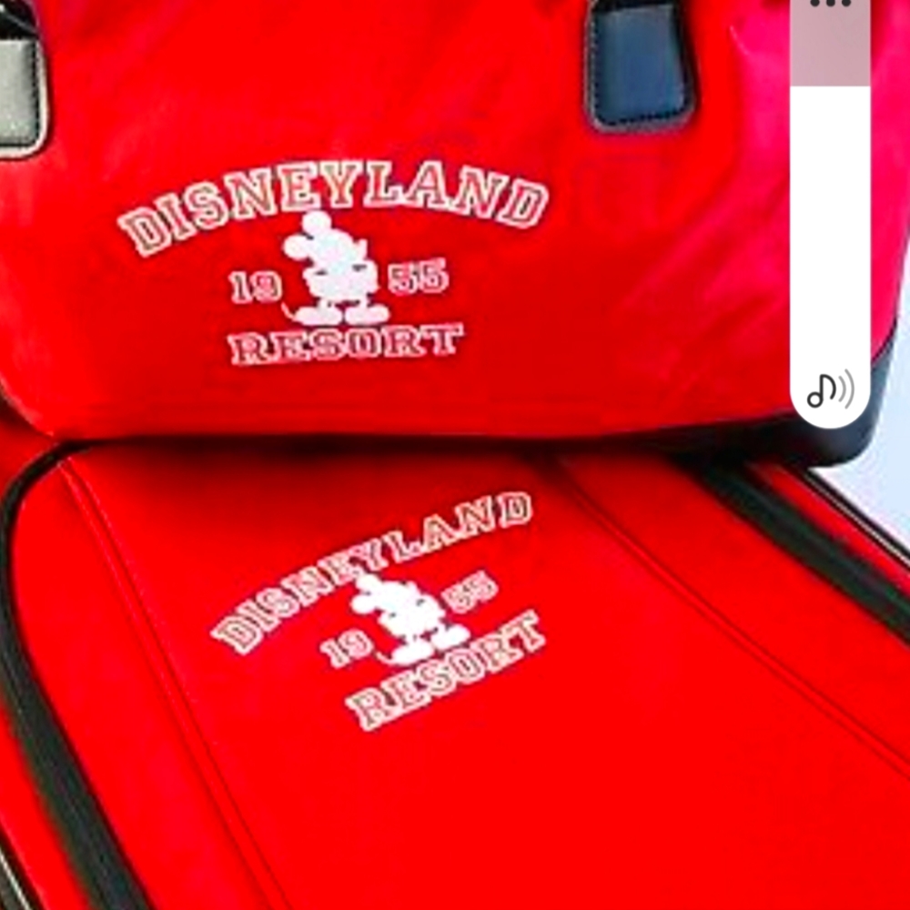HPDisneyland resort 1955 red roll on and duffel set like new